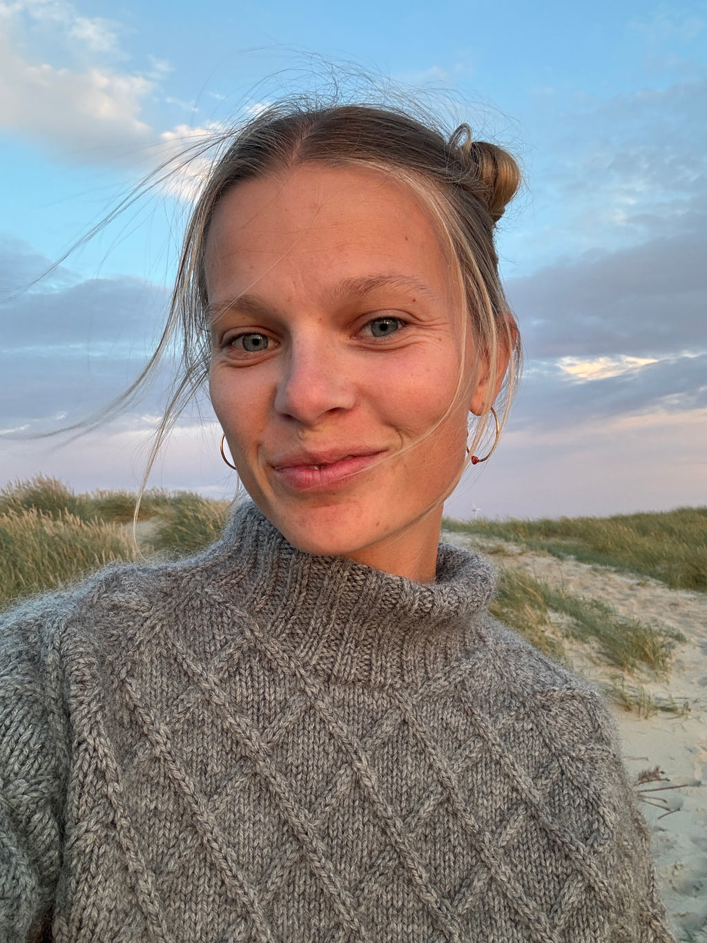 Rebekka Sweater