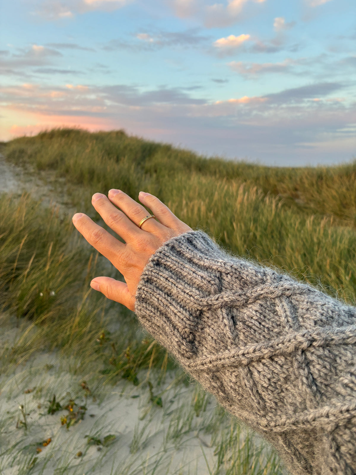 Rebekka Sweater